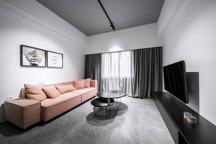 Heritage 303/Luxury Two Bedroom gallery image 2