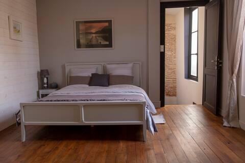 THE SPIRIT OF CHILDREN - BEDROOM OF HOSTS
