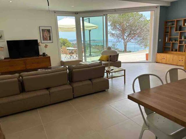 Villa vue sur mer spectaculaire gallery image 3