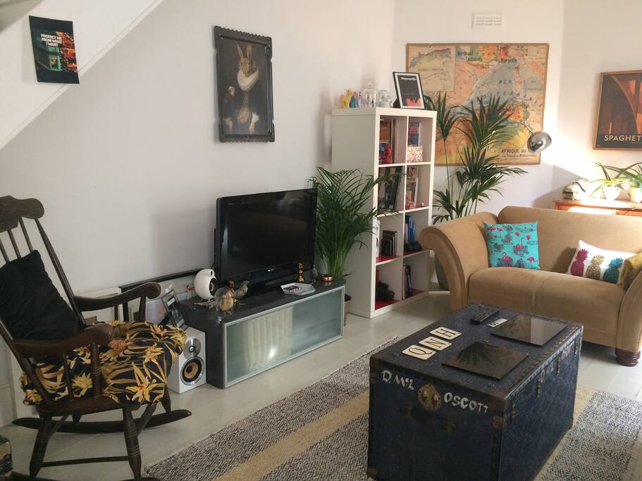 apple tv, netflix, high speed wifi included