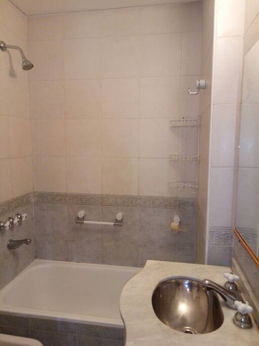 Bañó + toillete