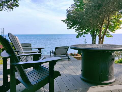 Waterside Lakehouse - Lake Erie &  EPIC Wineries