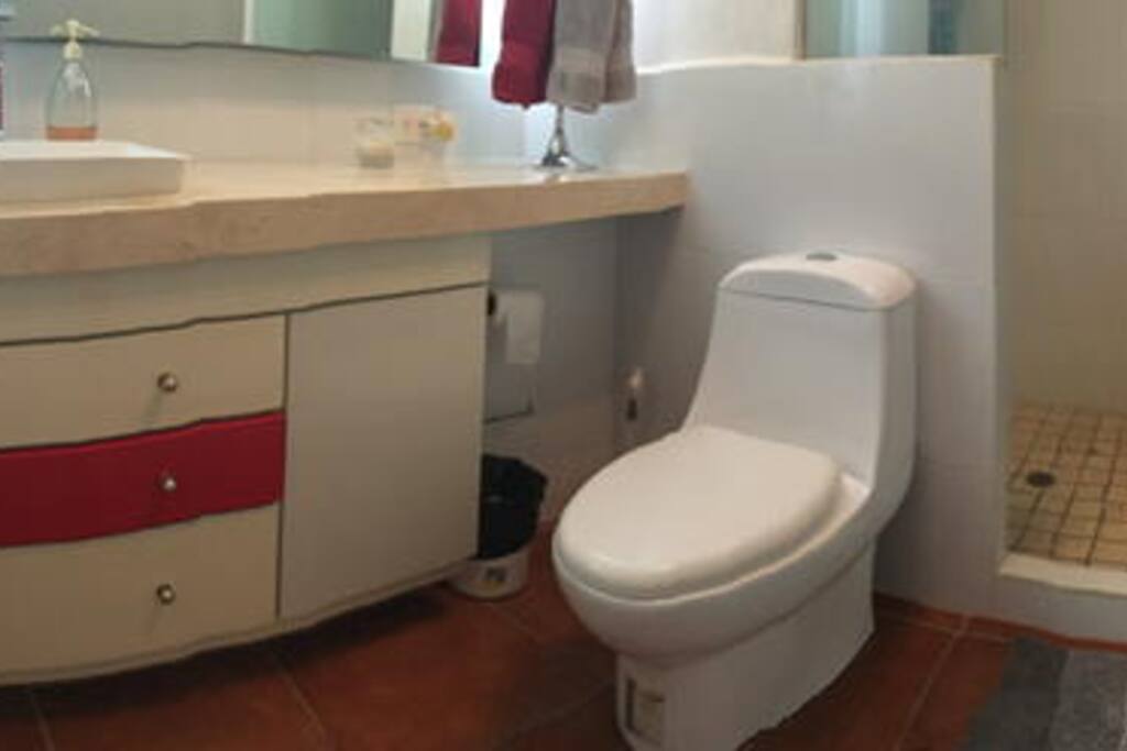 Baño secundario