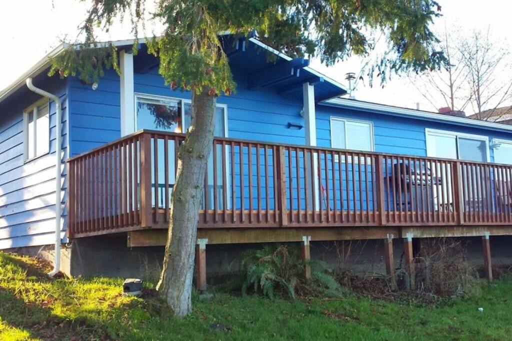 Master bedroom sliding door to deck