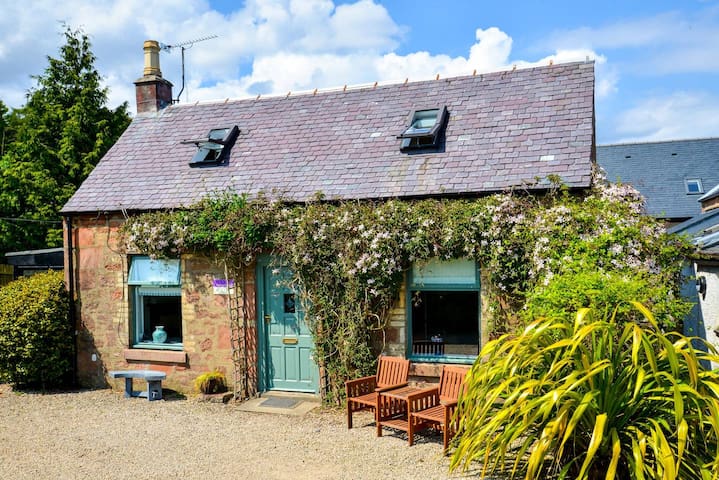 Rowanbank House Cottages For Rent In Brodick Isle Of Arran