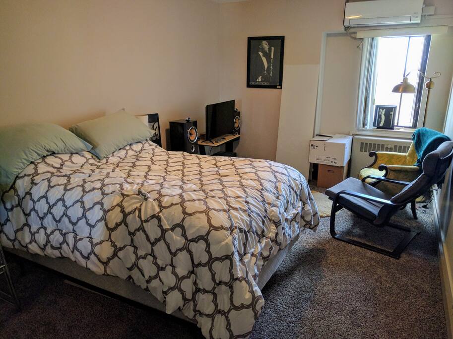 Guest bed