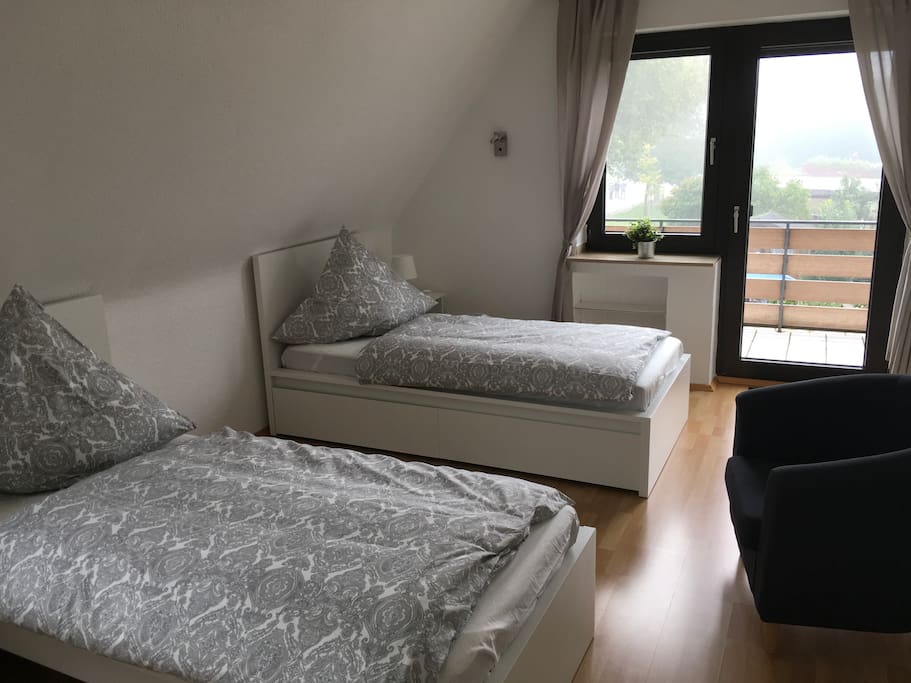 Schlafzimmer mit Einzelbetten