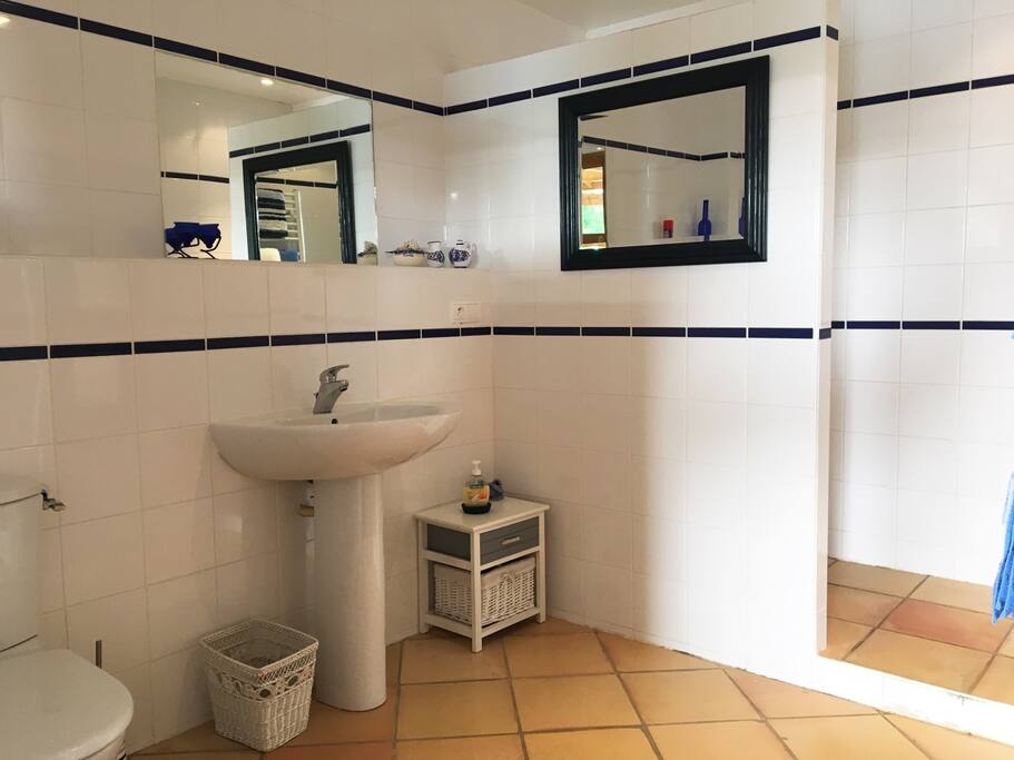 En-suite shower room