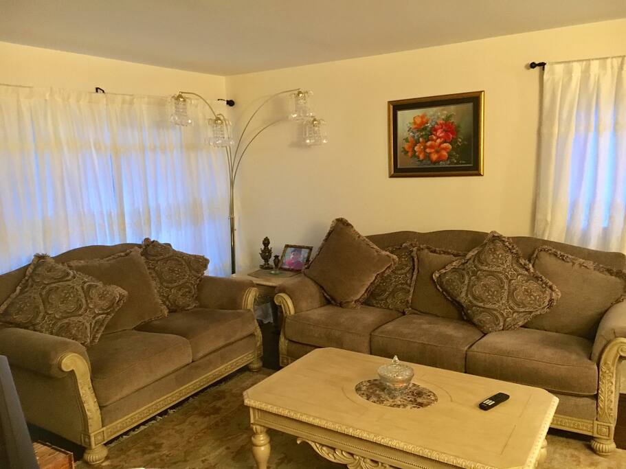 Living room with TV
Feel free to entertain yourself and spend time in living room and watch TV