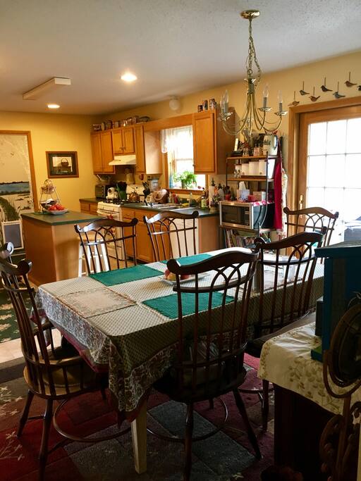 Dining room / kitchen