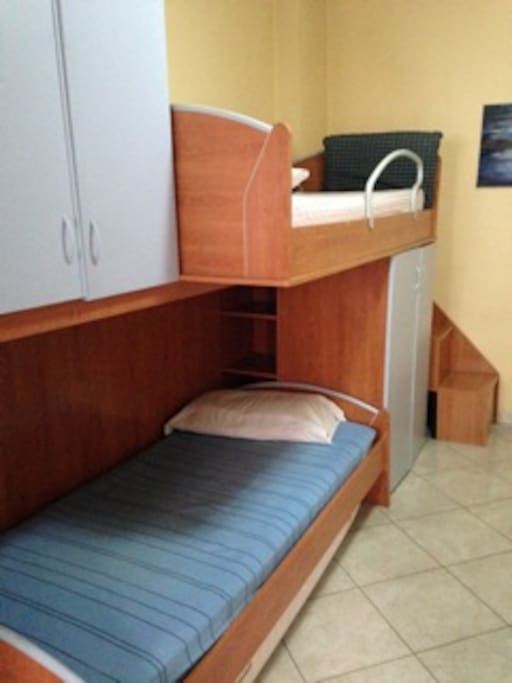 Room with 2 bunk beds and 1 more bad if needed.