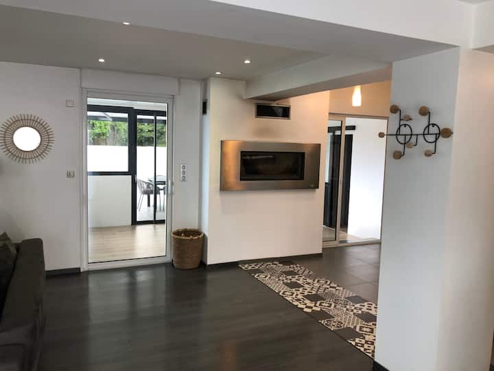 Maison,piscine,grande Terrasse,parking Privatif. - バイヨンヌ