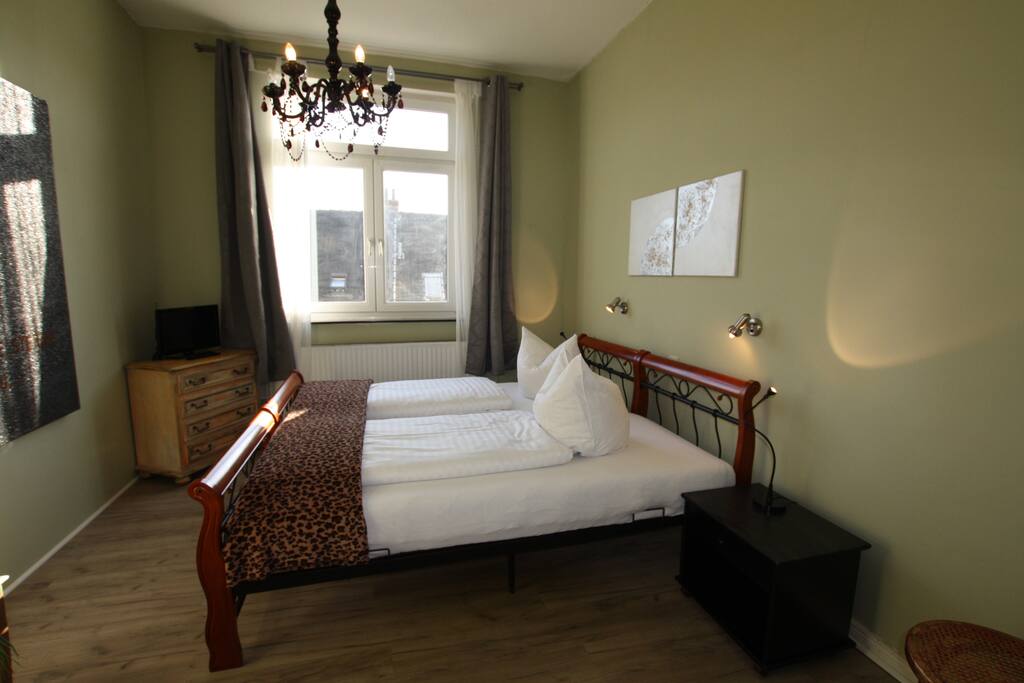 Schlafzimmer I