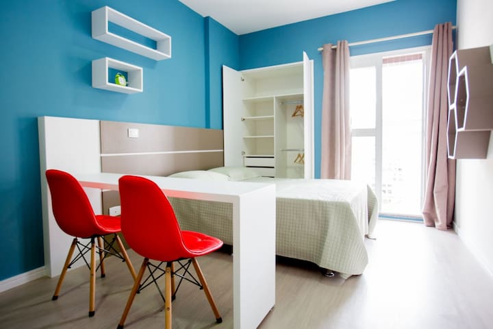 Charmoso e Aconchegante Studio no Coração de CWB