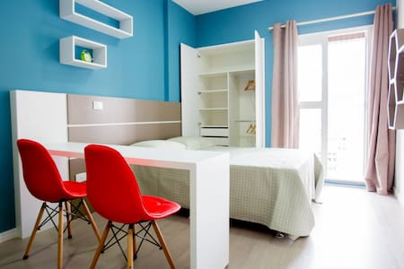 Charmoso e Aconchegante Studio no Coração de CWB