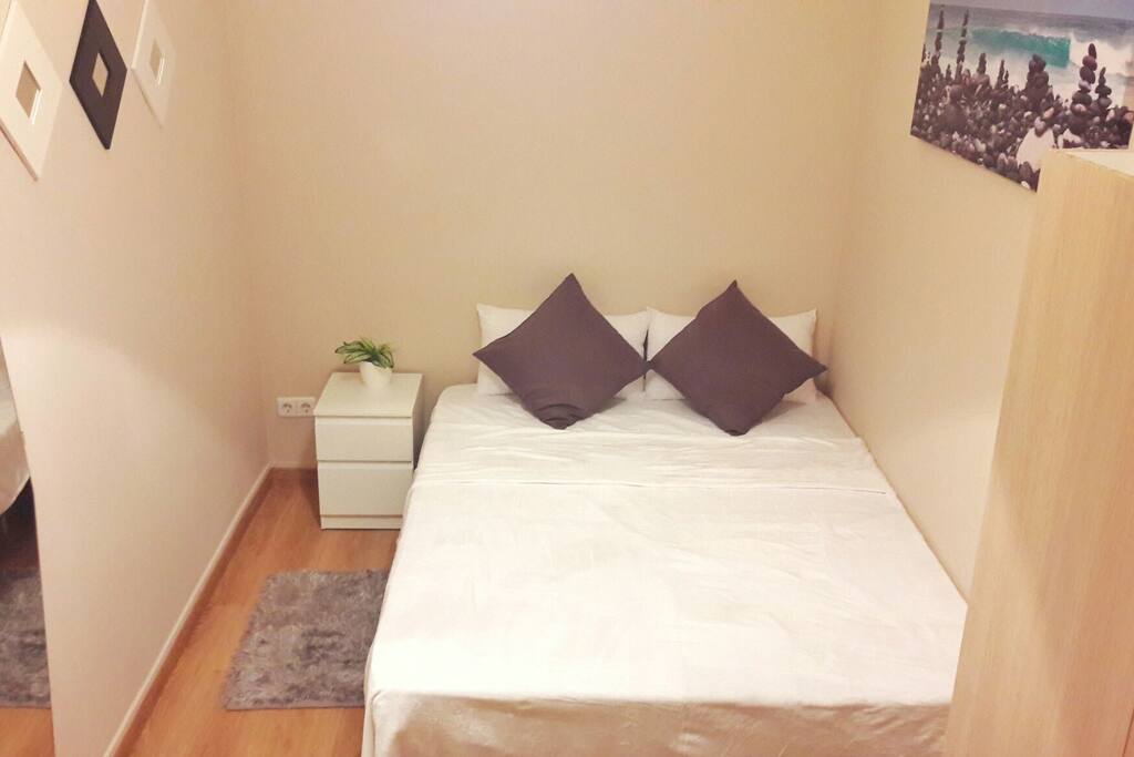 habitación cómoda y acogedora