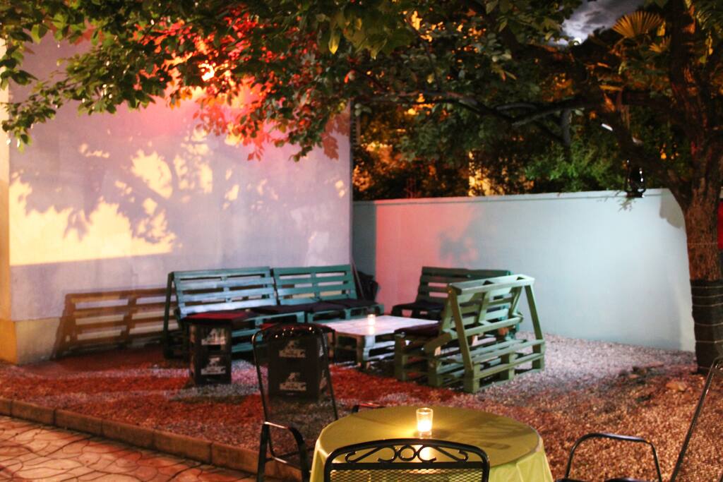 Lounge area :)