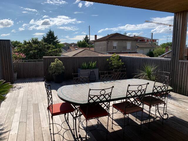 Maison avec piscine à 10 min du centre de Bordeaux gallery image 4