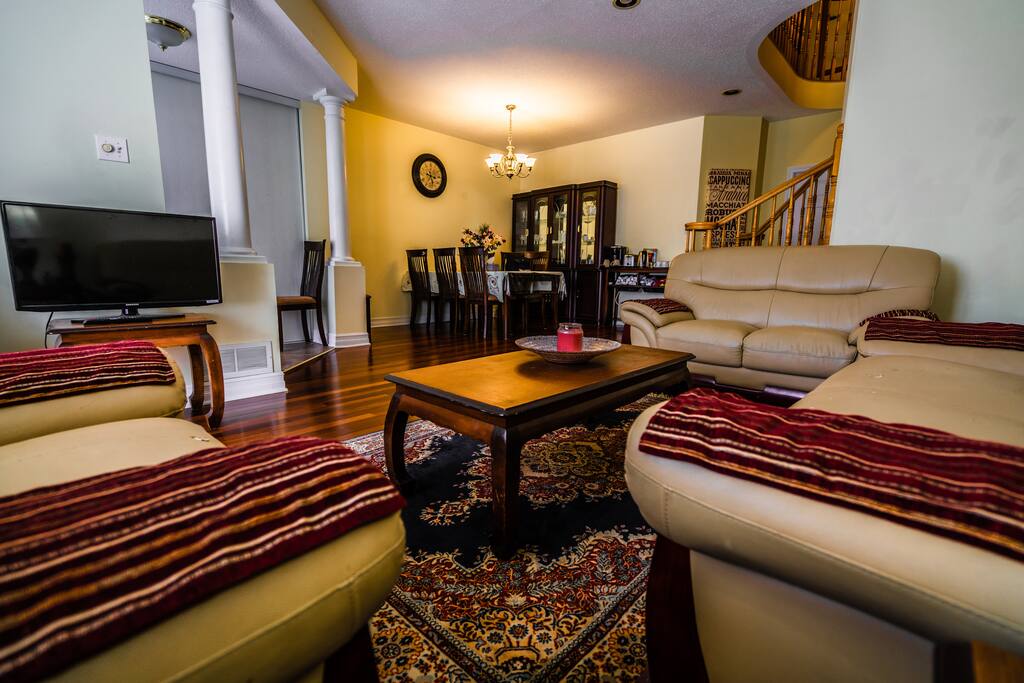 Private Dining/Living Room
