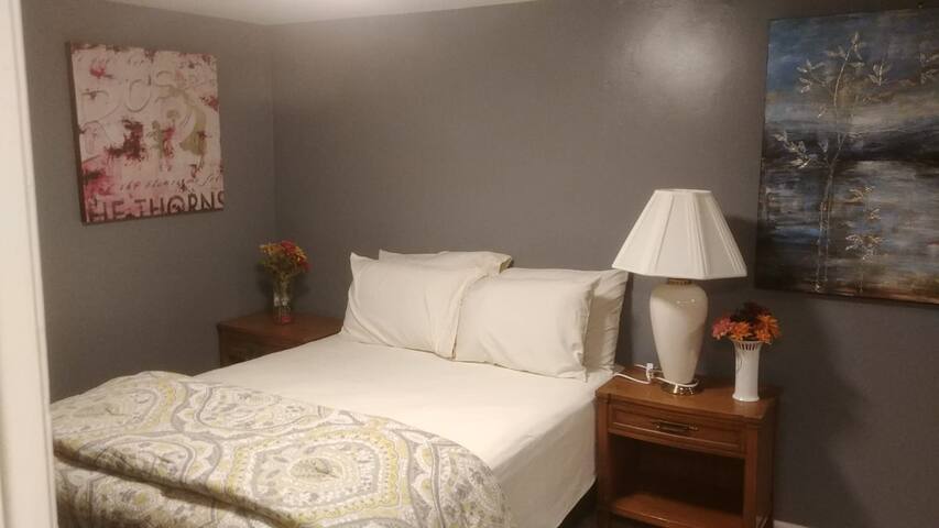 Warm, Cozy Home in a Quiet Central Islip Residence