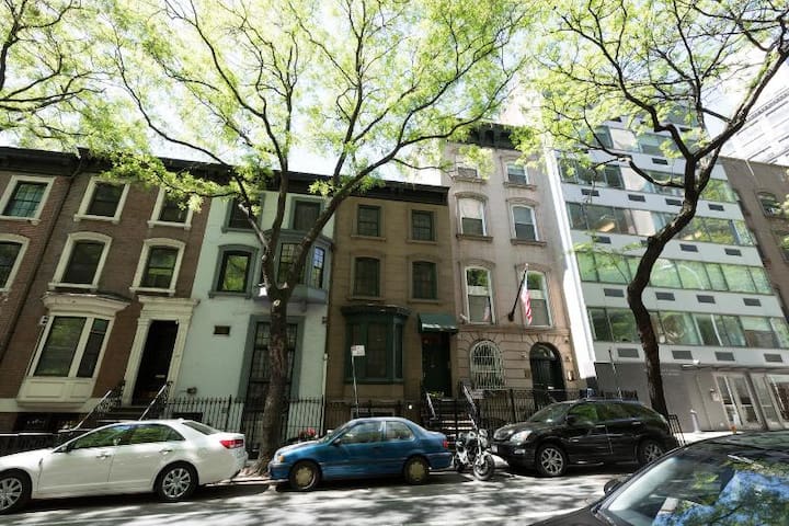 Midtown Manhattan Duplex