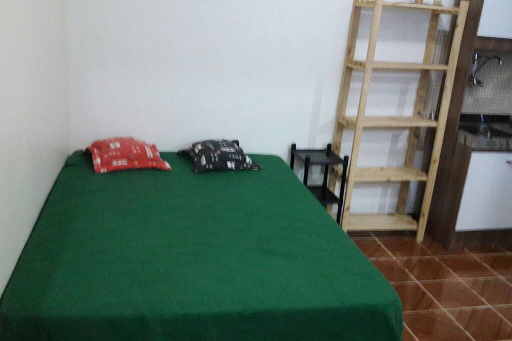 Cama de casal com colchão Ortobom