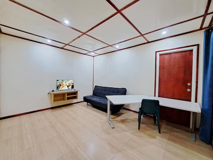 Big Family Space - 3 Ac Bedrooms - Samoa