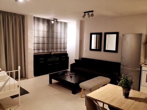 Successful Airbnb property: Ideal place for city trips ... in ΔΟΥΡΓΟΥΤΙ Ι