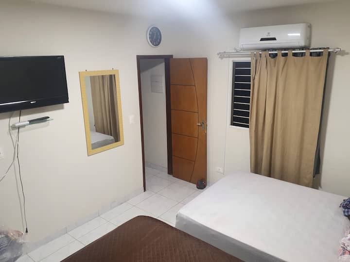 غرفة النوم 1