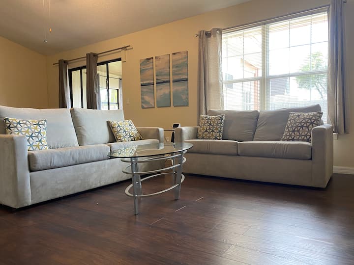 Beautiful Spacious Orlando Home Near Theme Parks - Orlando