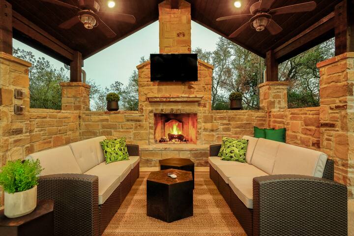 La Hacienda ATX gallery image 3