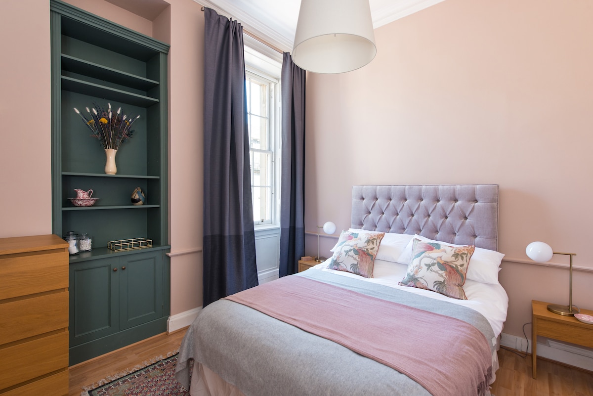 غرفة النوم 1