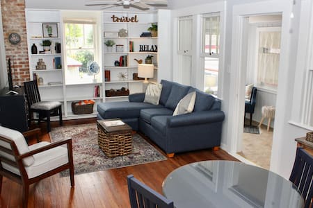 MONTHLY DISCOUNT! ☆1 Block to Dtown☆Free Parking