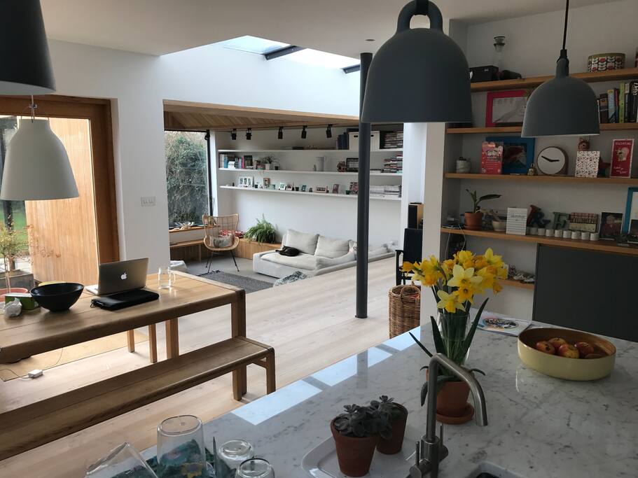 Kitchen / dining area