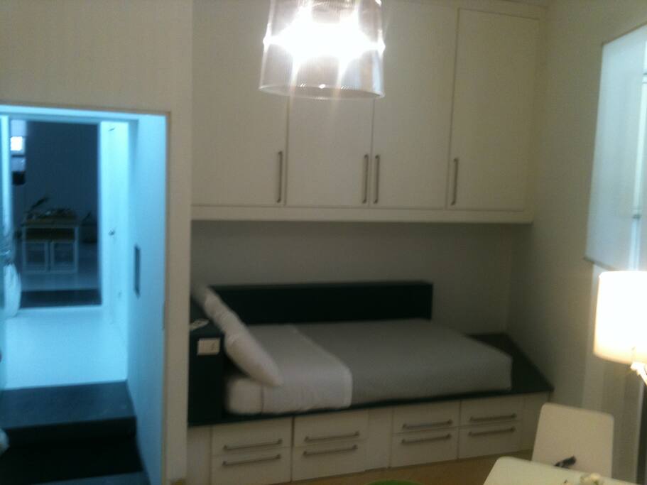 ingresso dello studio che affaccia sul b&b