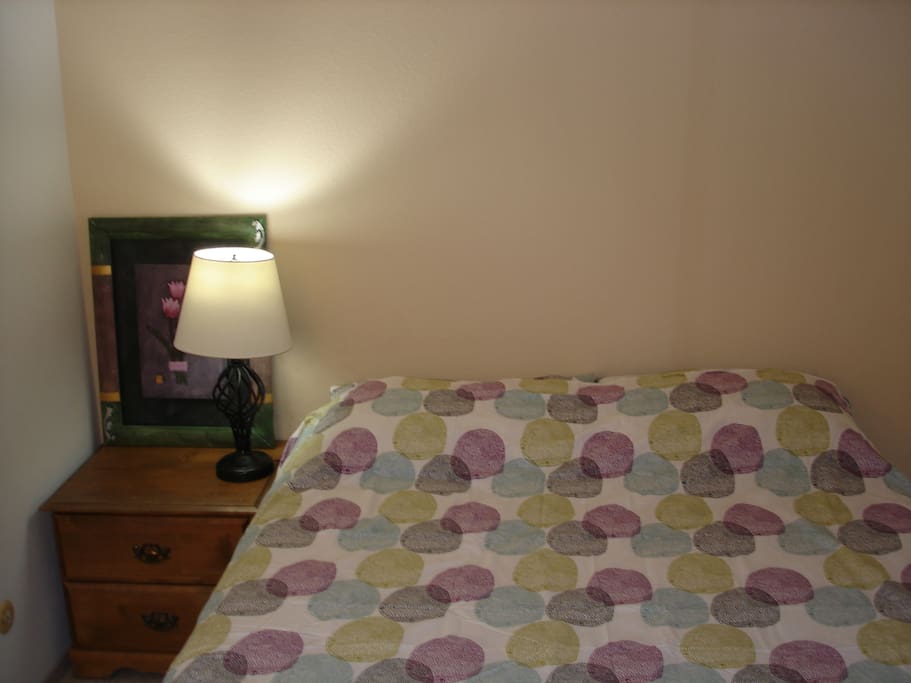 Queen size bed
