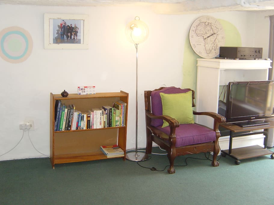 Plenty of books to read and two comfy seats