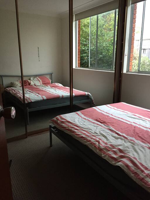 Queen size bed