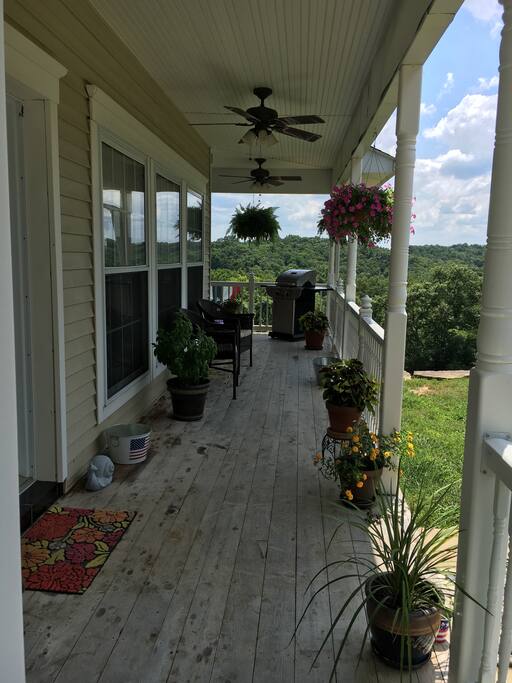 Covered porch with gas grill
