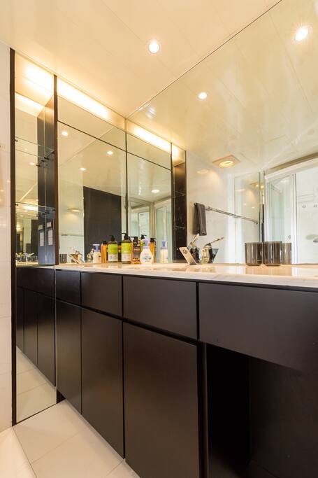 5星飯店型 浴室大型梳妝鏡 Huge Bathroom Mirror, Just Like A Hotel!