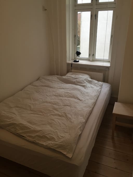 Bedroom with double bed