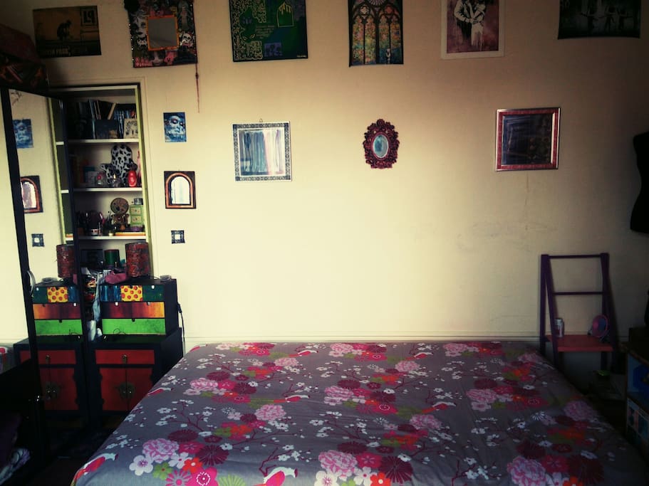 chambre / BEDROOM