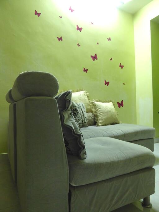 Living room (sharing)