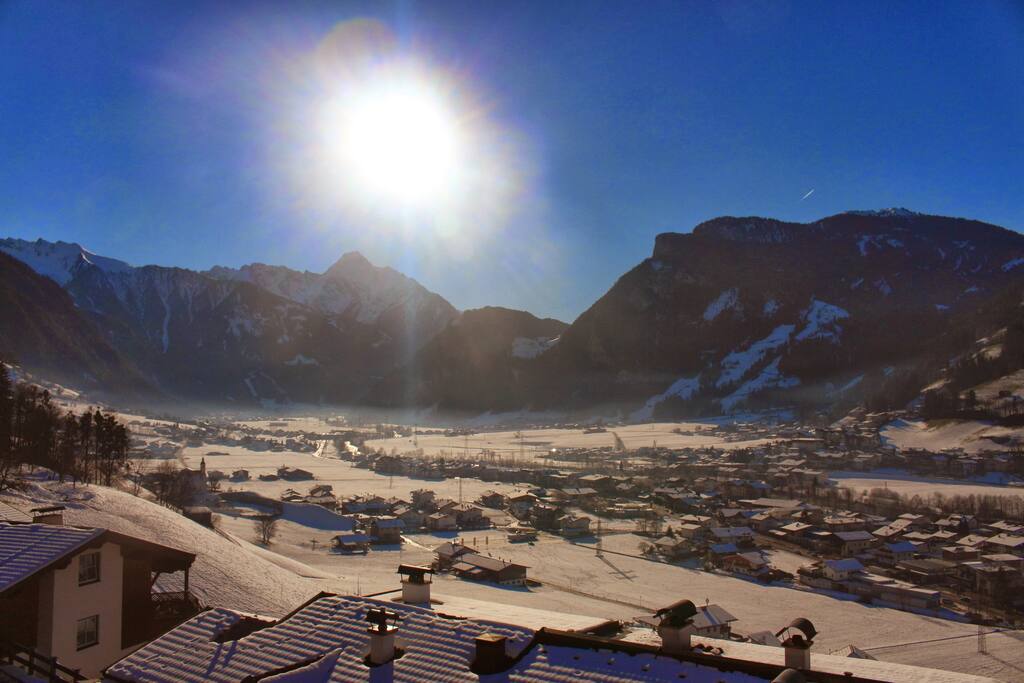 Blick vom Balkon Richtung Mayrhofen