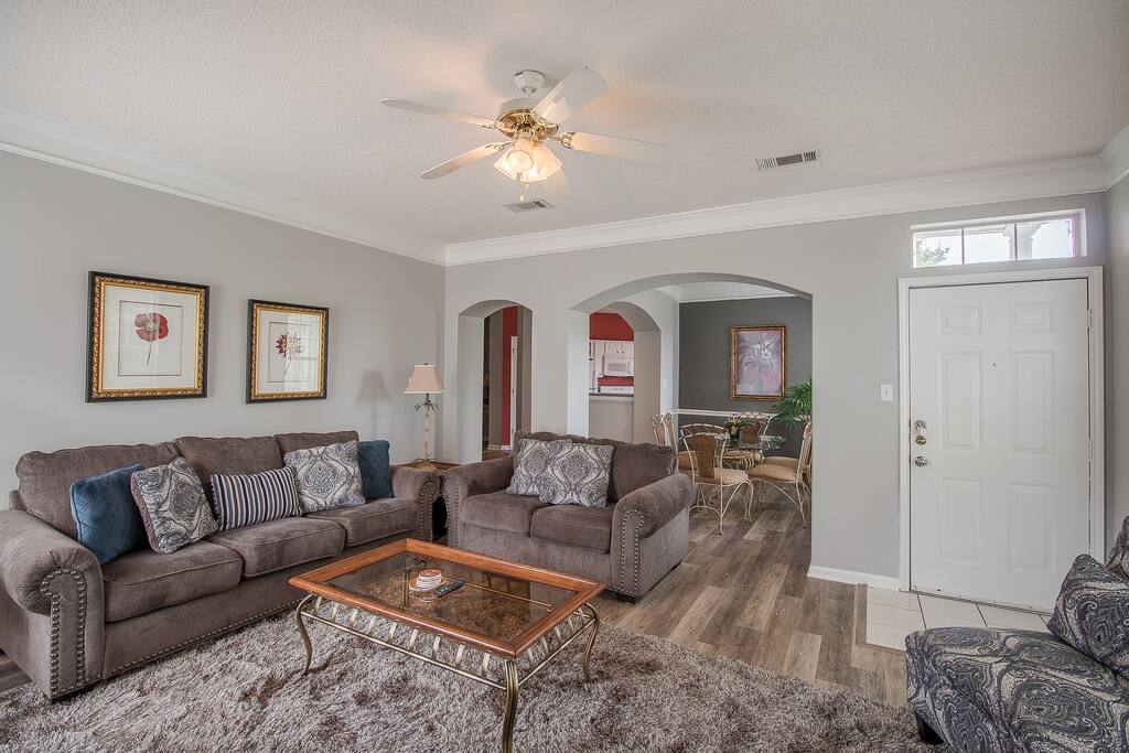 Legacy Villa 302