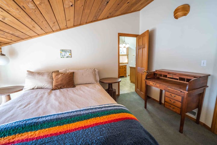 საძინებელი 3