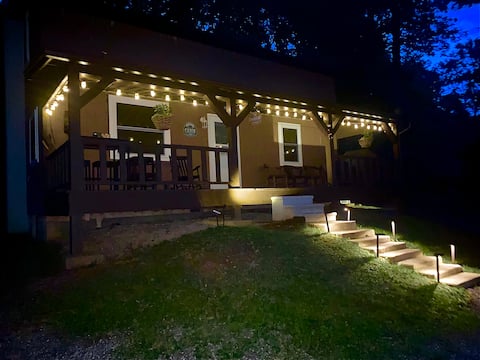 Hidden Pines Cabin in the Woods | Newly Renovated