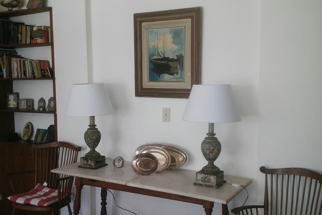parte da sala, indo para o quarto