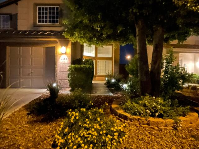 House in Paradise gallery image 5