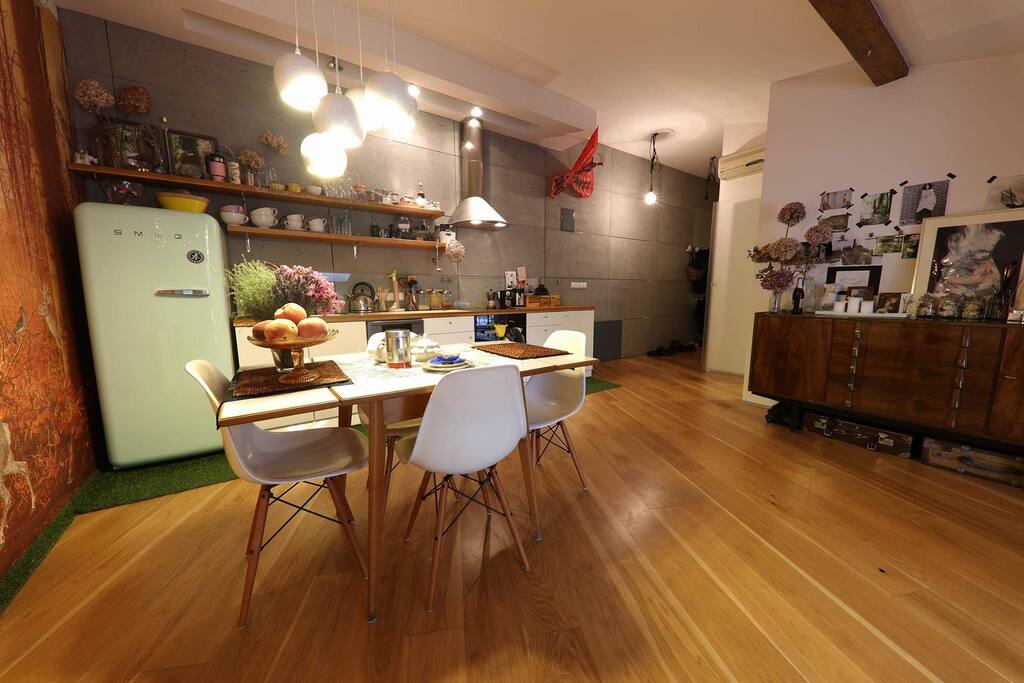Living Area/Kitchen